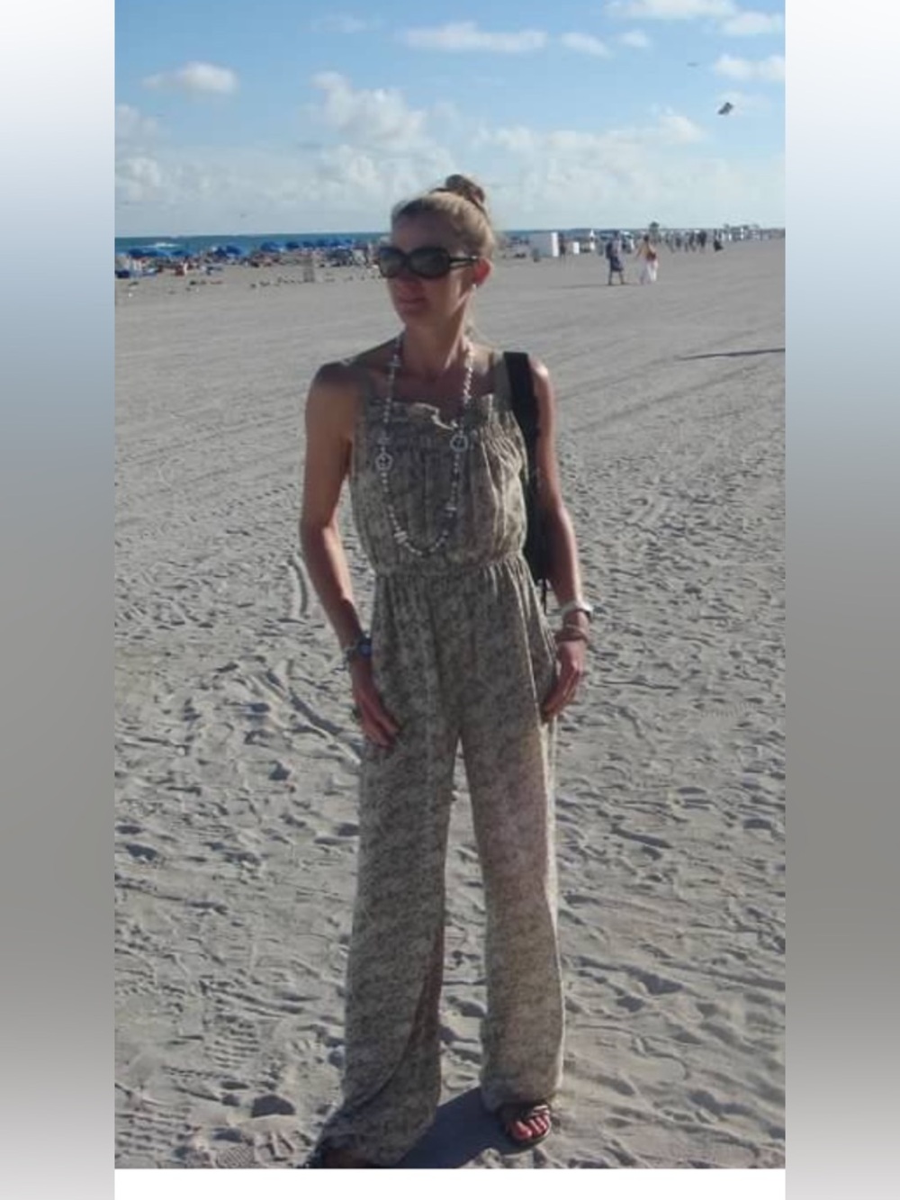 BCBG; romper - jumpsuit; XXS; excellent condition.